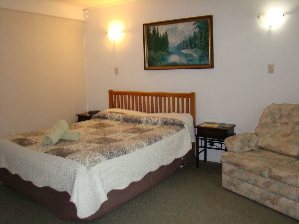 Avalon Motel Thames - Wenzel Motels ภายนอก รูปภาพ