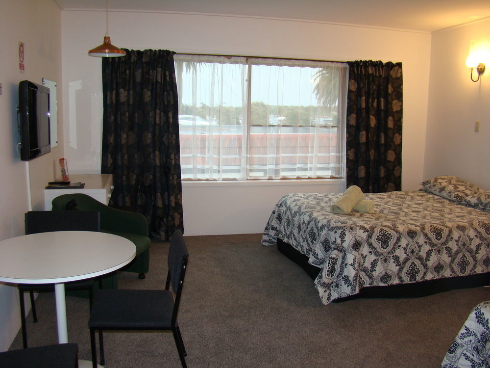 Avalon Motel Thames - Wenzel Motels ภายนอก รูปภาพ